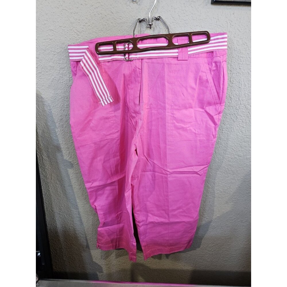 White Stag Pink Capri Pants Casual Women's Size 8 W/ Belt Inseam 19"